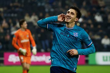 Απίστευτος Ζαγαρίτης: Έσωσε την ισοφάριση και σκόραρε ξανά με τη Χέρενφεν (vid)