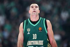 Εκτός ο Σλούκας για την αναμέτρηση με την Ζαλγκίρις