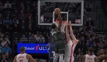 Κακόμοιρε Σενγκούν τι σου ‘μελλε να πάθεις. Το δύο απίστευτα καρφώματα του Άντονι Έντουαρντς στη… μούρη του Τούρκου (vids)