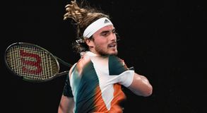 Η μάχη του Στέφανου Τσιτσιπά κόντρα στον Γιανίκ Σίνερ για τη φάση των «16» (5ο σετ)