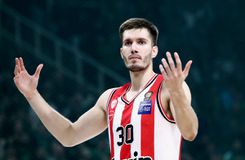 Χωρίς Πετρούσεφ η 12άδα Ολυμπιακού