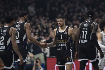 Συνεχίζει το σερί της η Παρτιζάν, νίκη επί της Παρί με τρομερό Μπονγκά