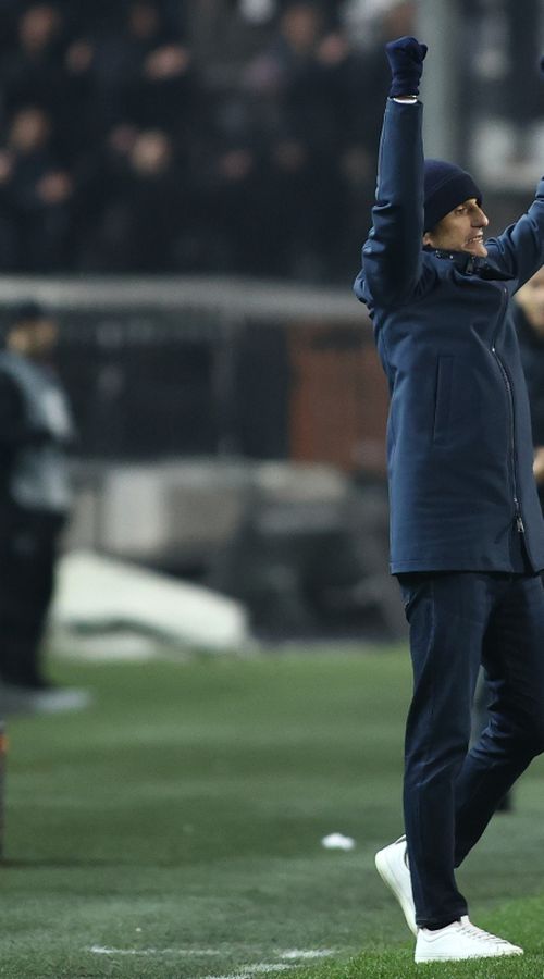 Το υπέροχο γράμμα αγάπης που έδωσε στον Λουτσέσκου η μικρή Αγγελική μετά το ΠΑΟΚ-Μπέτις 2-0 (pic)