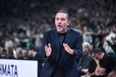 «Η ομάδα είναι θυμωμένη»: Σερέλης για άμυνα, χαμένα σουτ και διαιτητικές αποφάσεις