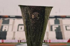 Το τρόπαιο του Europa League στην Τούμπα πριν το ΠΑΟΚ - Μπέτις (pic)