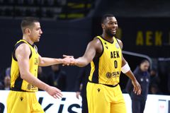 Η ΑΕΚ πήρε τη νίκη, αλλά το Top-16 θέλει περισσότερα