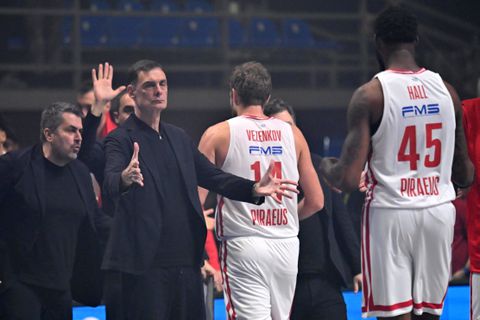 Μπαρτζώκας: «Διέκρινα απογοήτευση, πρέπει να παίζεις σαν ρομπότ αν έχεις φιλοδοξίες»