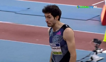 Η γκριμάτσα του Τεντόγλου όταν έκανε το άλμα στα 8.15 μέτρα (vid)