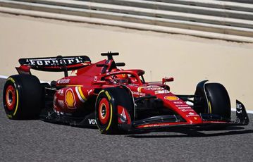 Στην κορυφή των χρόνων ο Λεκλέρ το πρωί της δεύτερης μέρας των δοκιμών στο Μπαχρέιν, πριν από την διακοπή