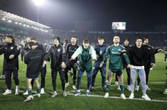 Ο «θριαμβευτής» Τερίμ, ο «σιδερένιος» Μπάμπα, το πορτοφόλι και το πολωνικό τείχος!