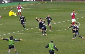 Μυθικά σκηνικά στο Μπακού: Η Καραμπάγκ των δέκα παικτών απέκλεισε την Μπράγκα με γκολ στο 120+2'!