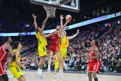 Συναρπαστικός τελικός στη Γερμανία, η Μπάμπεργκ λύγισε την Άλμπα Βερολίνου και σήκωσε το Κύπελλο