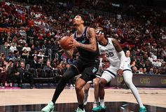 Οι Χιτ διέλυσαν τους Γκρίζλις