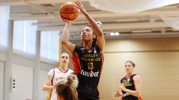 Ο Αθηναϊκός λύγισε τον Ολυμπιακό και παρέμεινε στην κορυφή