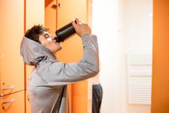 Συμπληρώματα και Έφηβοι: Αναλυτικός Οδηγός για Γονείς και Κηδεμόνες