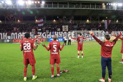 Αποθέωση για τους παίκτες της ΑΕΛ Novibet μετά την εμφάνιση κόντρα στον ΠΑΟΚ (pics)