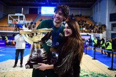 Όσμαν: «Είμαι περήφανος για αυτή την ομάδα, κάναμε το back to back» (vid)