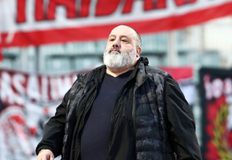 Καραπαπάς: «Αδιανόητη σφαγή, δεν έχει ξαναγίνει ποτέ στην Ελλάδα τέτοια εκτέλεση από διαιτητή»