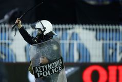 Τέσσερις προσαγωγές για την επίθεση με μαχαίρι στο Εφετείο Αθηνών (vid)