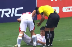 Ποδοσφαιριστής πανηγύρισε με «Siuuu» και τελικά έφυγε με φορείο (vid)