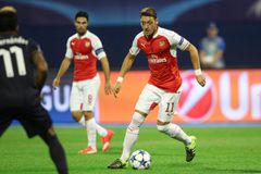 Το... «καρφί» του Οζίλ στην Τότεναμ: «Η ομάδα που πάντα τα θαλασσώνει, επέστρεψε»