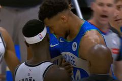 Ο Γιάννης Αντετοκούνμπο κόλλησε το κεφάλι του στη μούρη του Σρούντερ - Γιατί έγινε έξαλλος (vid)