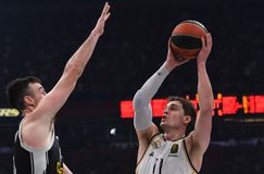 Ο Χεζόνια σιγοτραγουδούσε στην Stark Arena «Παρτίζαν σ΄ αγαπώ»