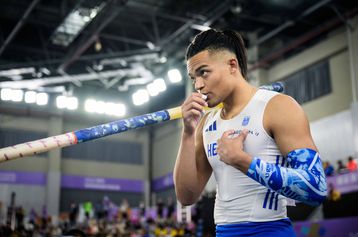 Απίθανος Καραλής με νέο πανελλήνιο ρεκόρ! (vid)