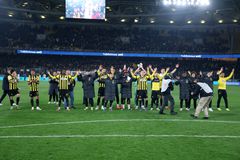 Η ΑΕΚ είναι και στο "fight" και στο "believe" και τώρα την κυνηγάνε