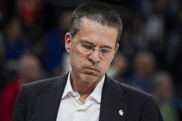 Μαρτίνεθ: «Περήφανοι που ο Ολυμπιακός είναι άμεσος αντίπαλος - Με ενοχλεί η περιρρέουσα ατμόσφαιρα» - Τι είπε για τους τραυματίες