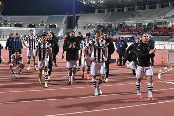 Η συγγνώμη των παικτών του ΠΑΟΚ στους οπαδούς - Οι «ντόπες» του κόσμου (pics & video)