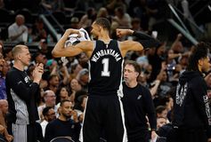 Nίκη με άνεση για τους Σπερς απέναντι στους Πέισερς με κορυφαίο τον Ουεμπανιάμα