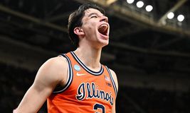 NCAA: Το Ιλινόι του Στογιάκοβιτς πέρασε στο Sweet 16 – Αποκλείστηκε η ομάδα του Ζούγρη (vid)