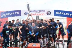 Η στιγμή της απονομής του Ηρακλή για την άνοδό του στη Stoiximan Super League (vid)