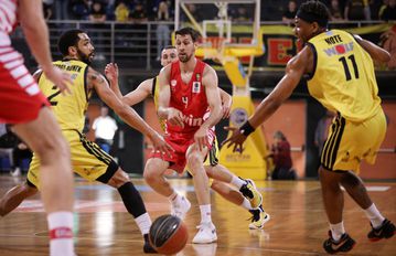 Λούντζης: «Κάναμε προετοιμασία για τα παιχνίδια με την Φενέρμπαχτσε»