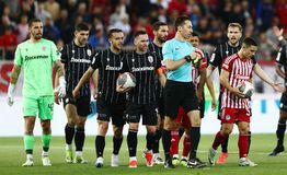 Αν είναι πέναλτι του Κουλιεράκη τότε ο Ρίτσαρντς πρέπει να... απελαθεί