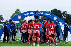 Σαν σήμερα: Όταν η Κ19 του Ολυμπιακού έφτασε στην κορυφή της Ευρώπης (vid)