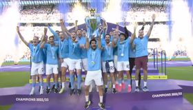 Η στέψη της Μάντσεστερ Σίτι και οι πανηγυρισμοί των παικτών του Πεπ Γκουαρδιόλα (vid)
