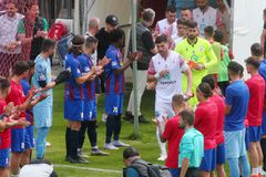 Οι παίκτες του Διαγόρα Ρόδου έκαναν pasillo στον πρωταθλητή Πανσερραϊκό