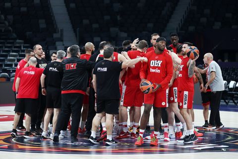 Η προπόνηση του Ολυμπιακού ενόψει Μονακό (vid)
