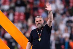 Στα πλάνα της Αλ Αχλί ο Ποστέκογλου