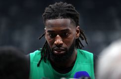 Λεσόρ: «Την αλήθεια θα την δούμε στο παρκέ»