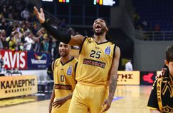 Συνεχίζει στην Κίνα με «χρυσό» συμβόλαιο ο Ακίλ Μίτσελ