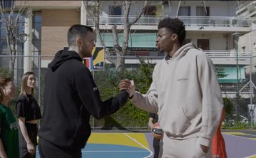 Παπανικολάου και Αντετοκούνμπο απάντησαν ο ένας σε ερωτήσεις του άλλου (vid)