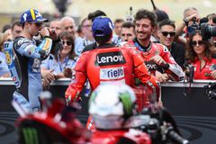 Ο Μπανάια θέλει 4η συνεχόμενη νίκη στην έδρα του, αλλά ο Μαρκ Μάρκεθ έχει άλλη άποψη