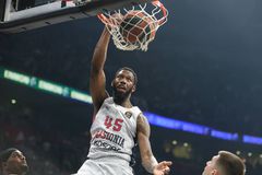 Έφτασε στην Ελλάδα για λογαριασμό του Ολυμπιακού ο Ντόντα Χολ