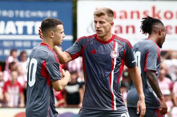 Κοστίνια: «Μεγαλείο ο Ολυμπιακός - Μεντιλίμπαρ και Ροντινέι με βελτίωσαν»