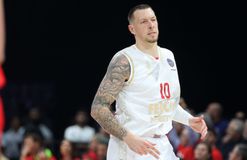 Το αινιγματικό story - απάντηση του Τάις: «Η αλήθεια θα αποκαλυφθεί...»