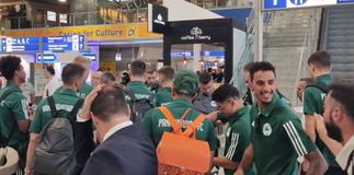 Παναθηναϊκός: Στιγμές από την αναχώρηση της αποστολής για Πορτογαλία