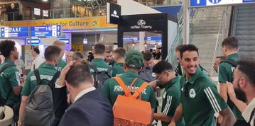 Παναθηναϊκός: Στιγμές από την αναχώρηση της αποστολής για Πορτογαλία